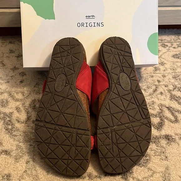 Earth Origins Red Nubuck Oneida Sandal - Size 9! - Picture 7 of 10